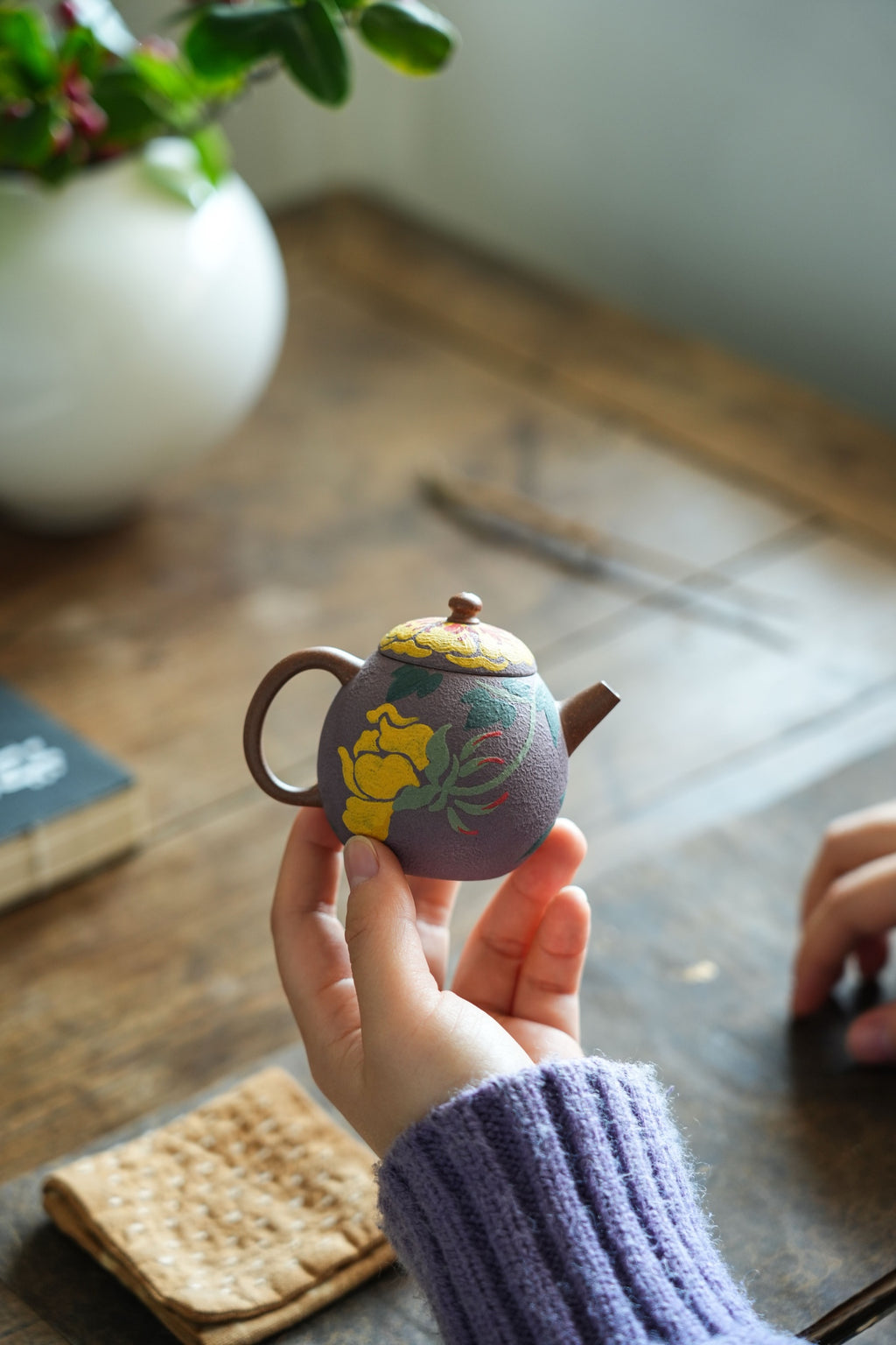 Mu Dan  100cc - Yixing Zisha Purple Clay Teapot