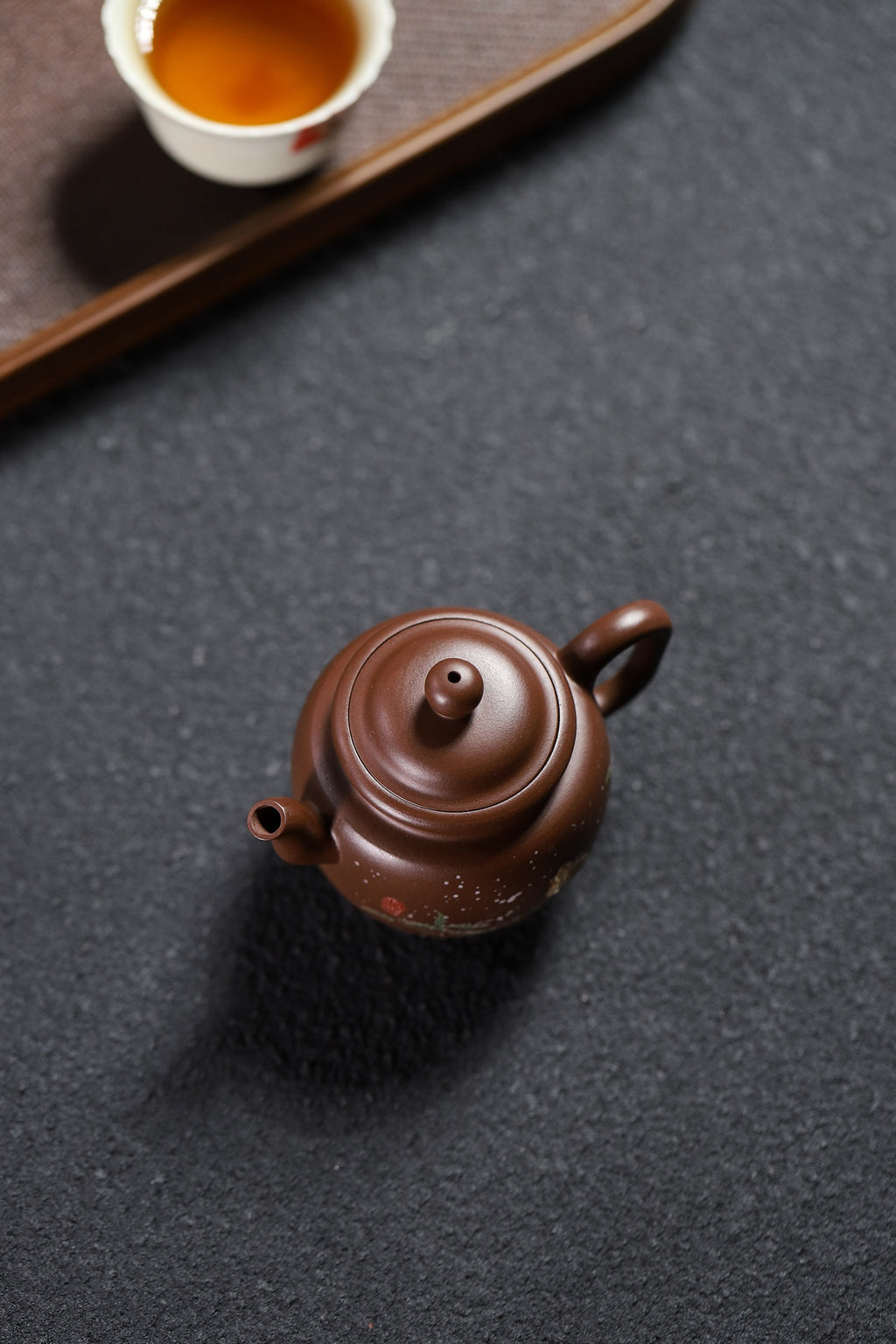 Gong Deng  150cc - Yixing Zisha Purple Clay Teapot