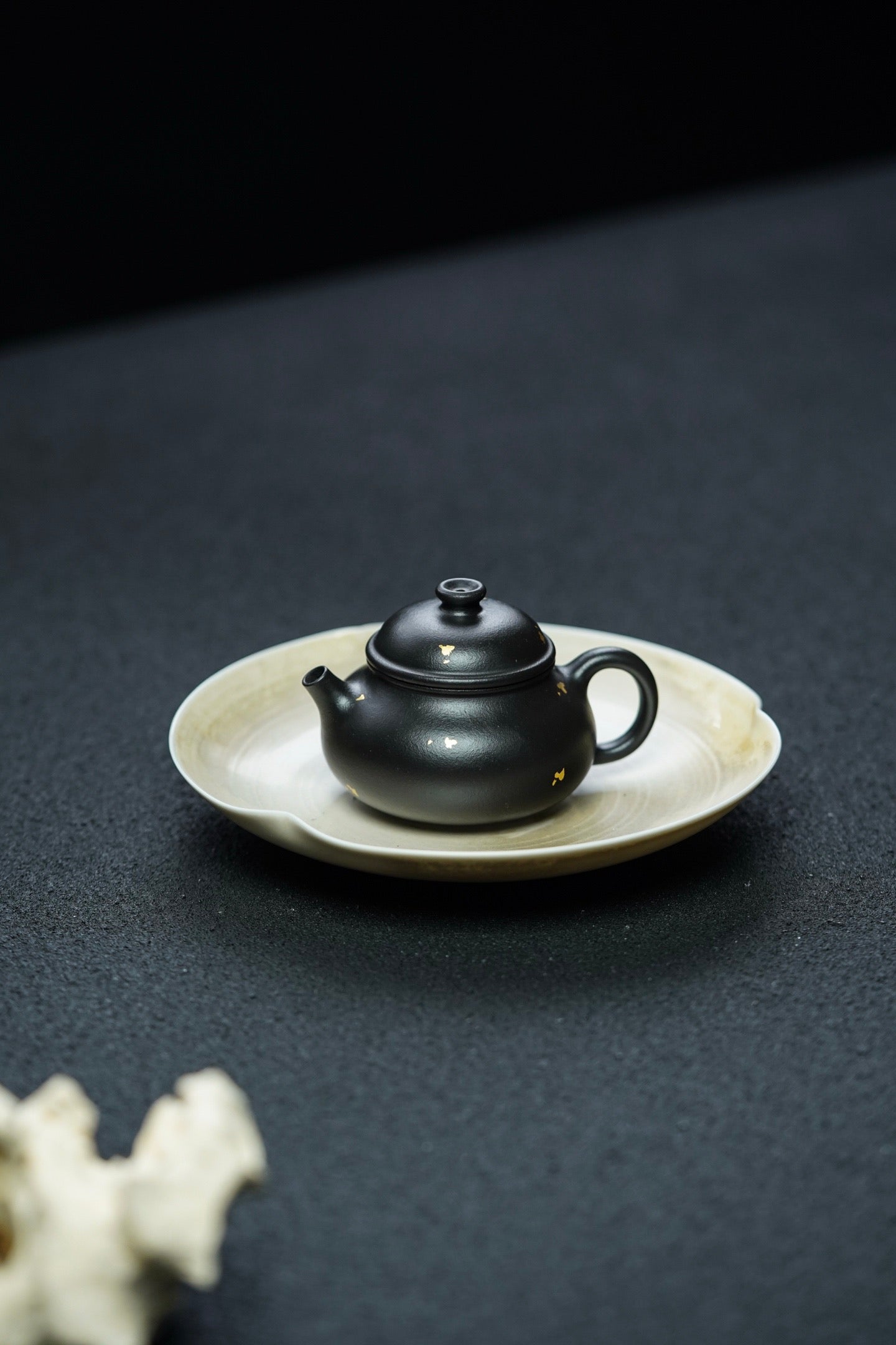 Fu Lu Rong Tian   100cc - Yixing Zisha Purple Clay Teapot
