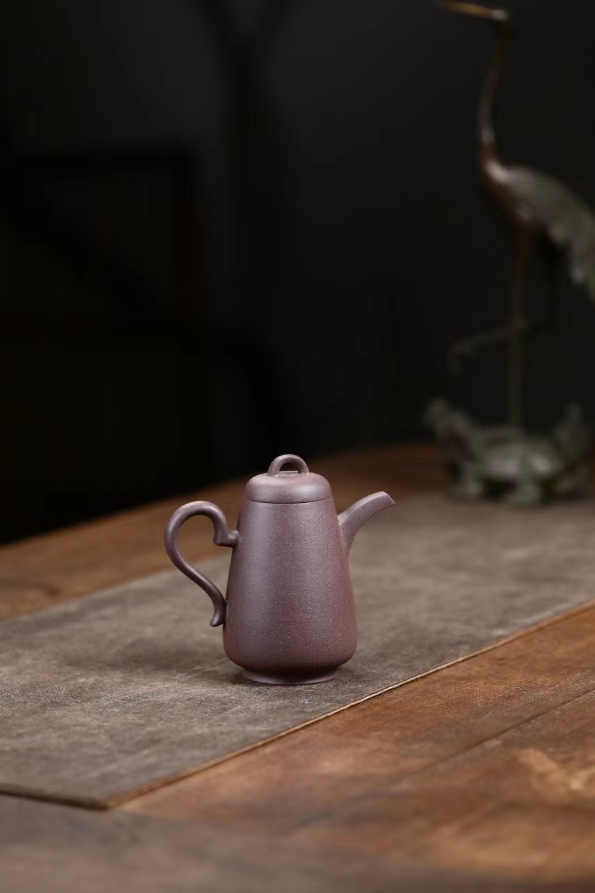 Song Yun    180cc - Yixing Zisha Purple Clay Teapot