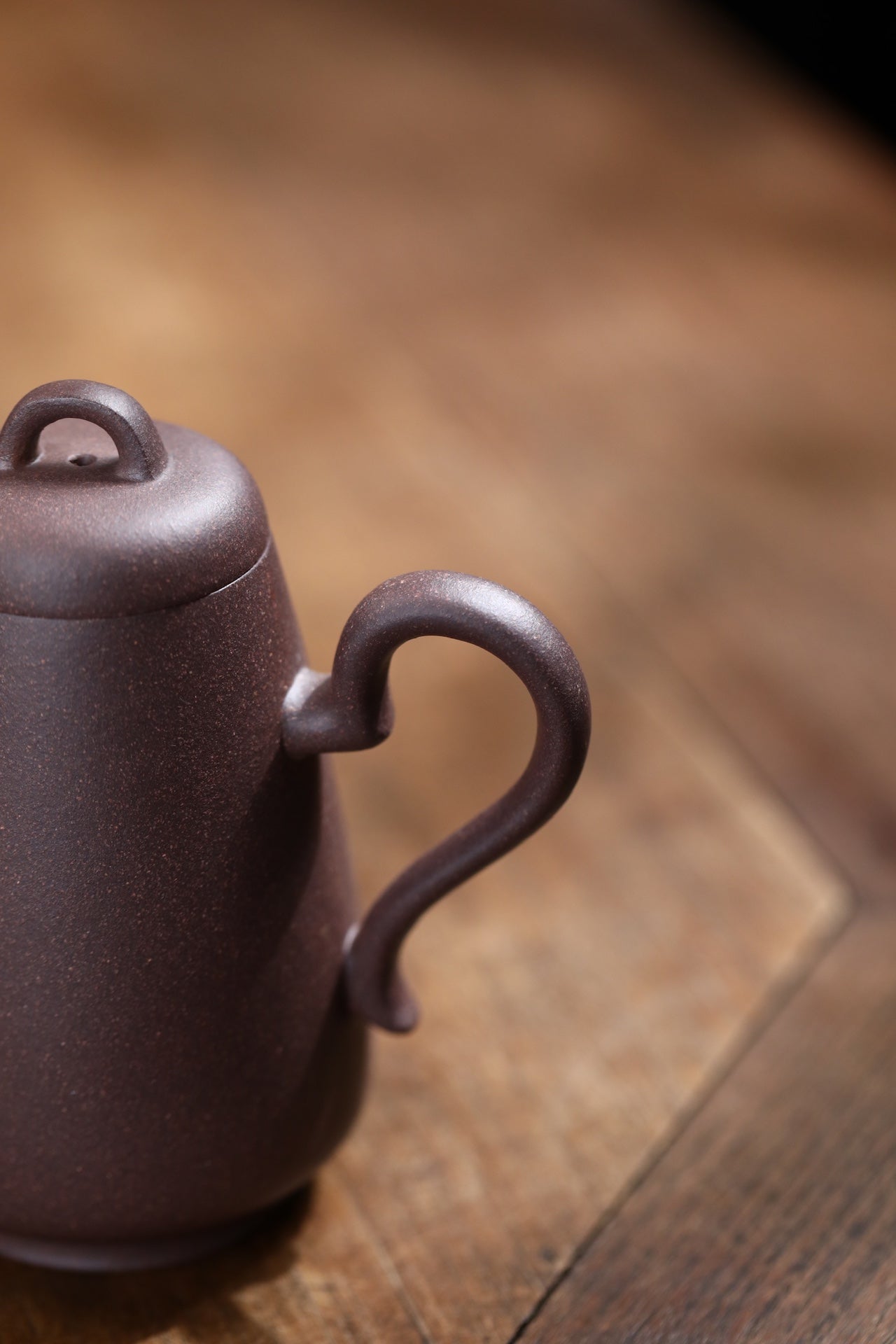 Song Yun    180cc - Yixing Zisha Purple Clay Teapot