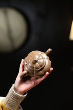 Sna Zu Ling Hua    280cc - Yixing Zisha Purple Clay Teapot