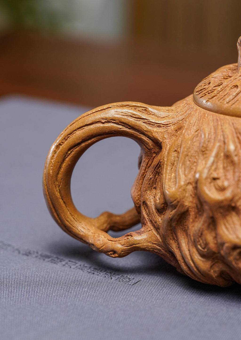 Zhao Cai Jin Bao     220cc - Yixing Zisha Purple Clay Teapot