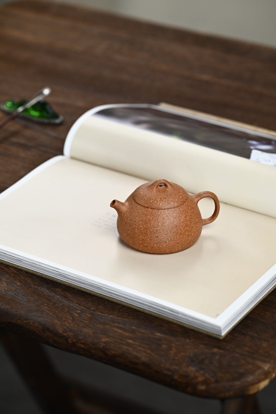 Ru Piao   130cc   - Yixing Zisha Purple Clay Teapot