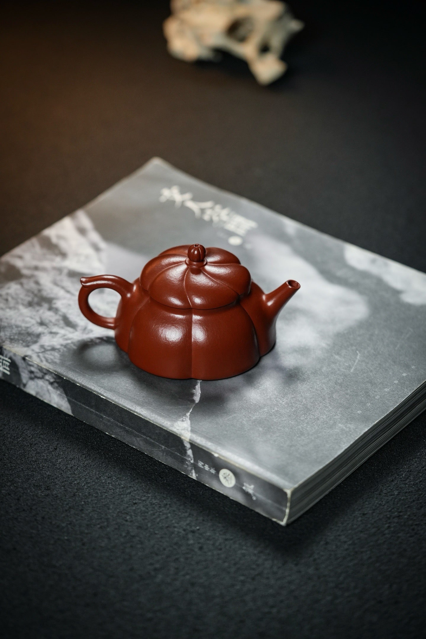 Zhan Yan   140cc  - Yixing Zisha Purple Clay Teapot
