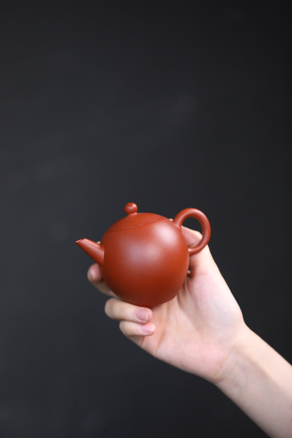 Wang Yue    150cc  - Yixing Zisha Purple Clay Teapot