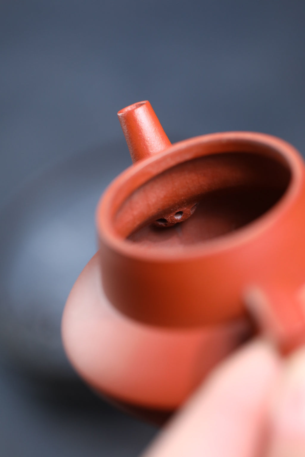 Ru Feng   180cc - Yixing Zisha Purple Clay Teapot