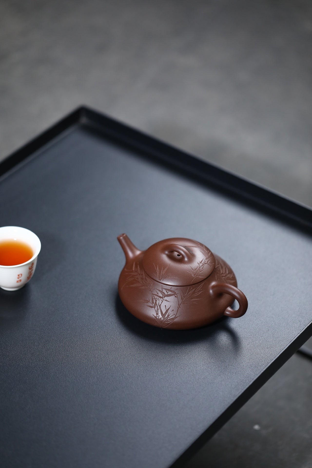 Yin Piao   160cc - Yixing Zisha Purple Clay Teapot