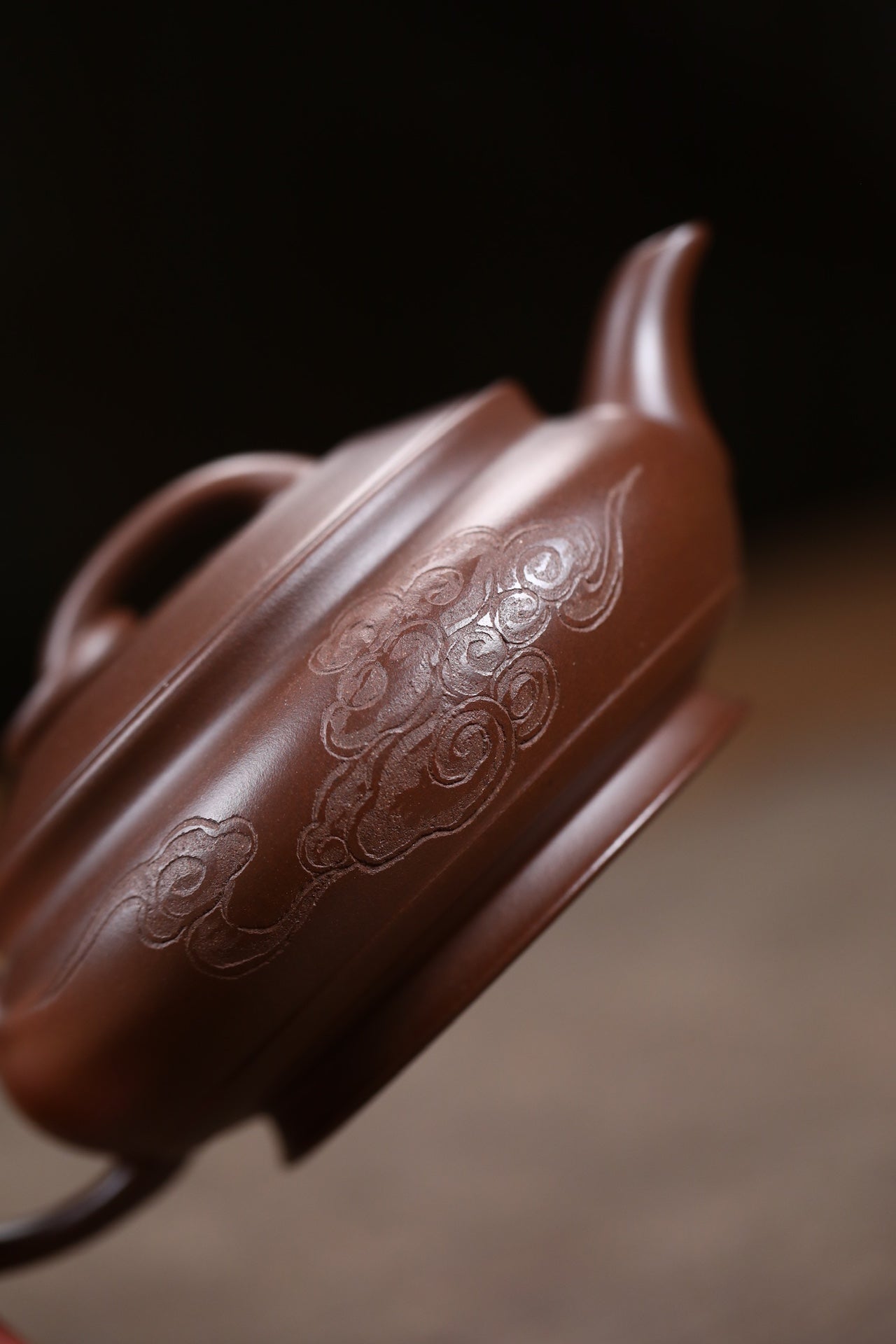 Huai Ying  200cc - Yixing Zisha Purple Clay Teapot