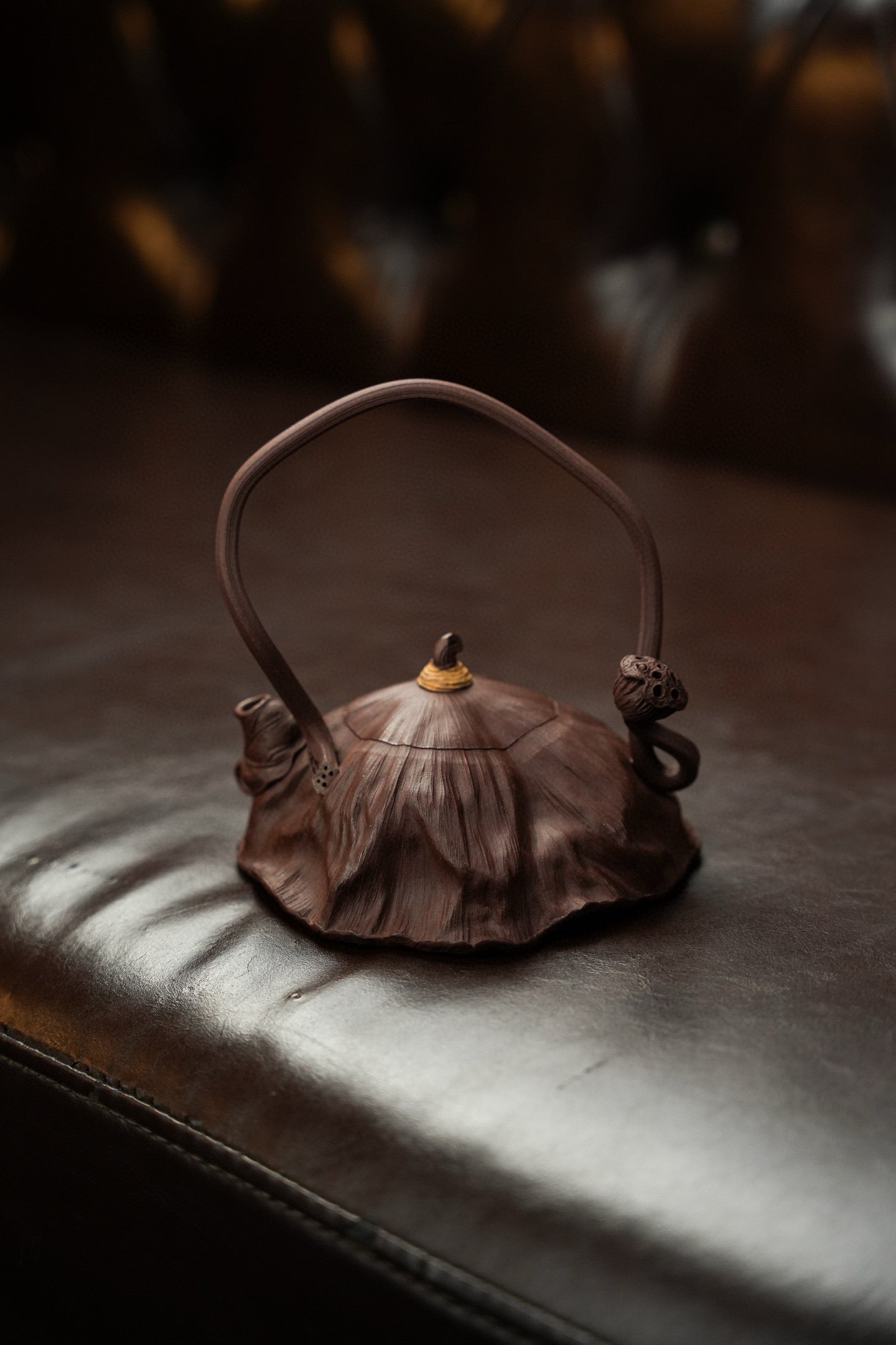 Chu Chen Ti Liang   180cc - Yixing Zisha Purple Clay Teapot
