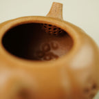 Wa Qu Hu   170cc - Yixing Zisha Purple Clay Teapot