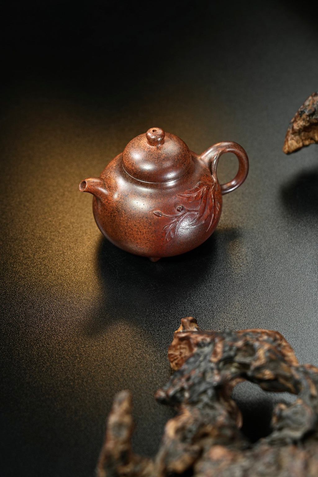 Ru Ding   160cc - Yixing Zisha Purple Clay Teapot