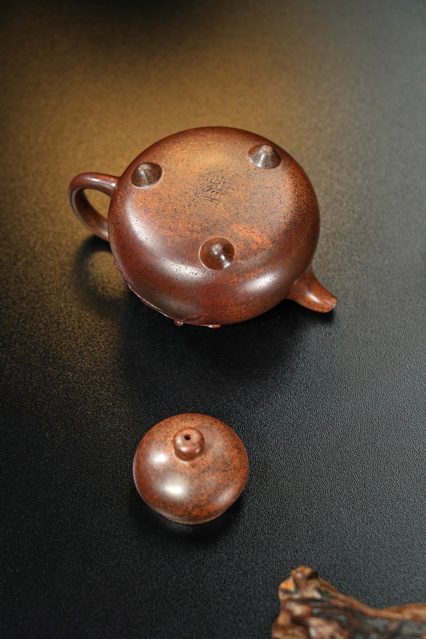 Ru Ding   160cc - Yixing Zisha Purple Clay Teapot