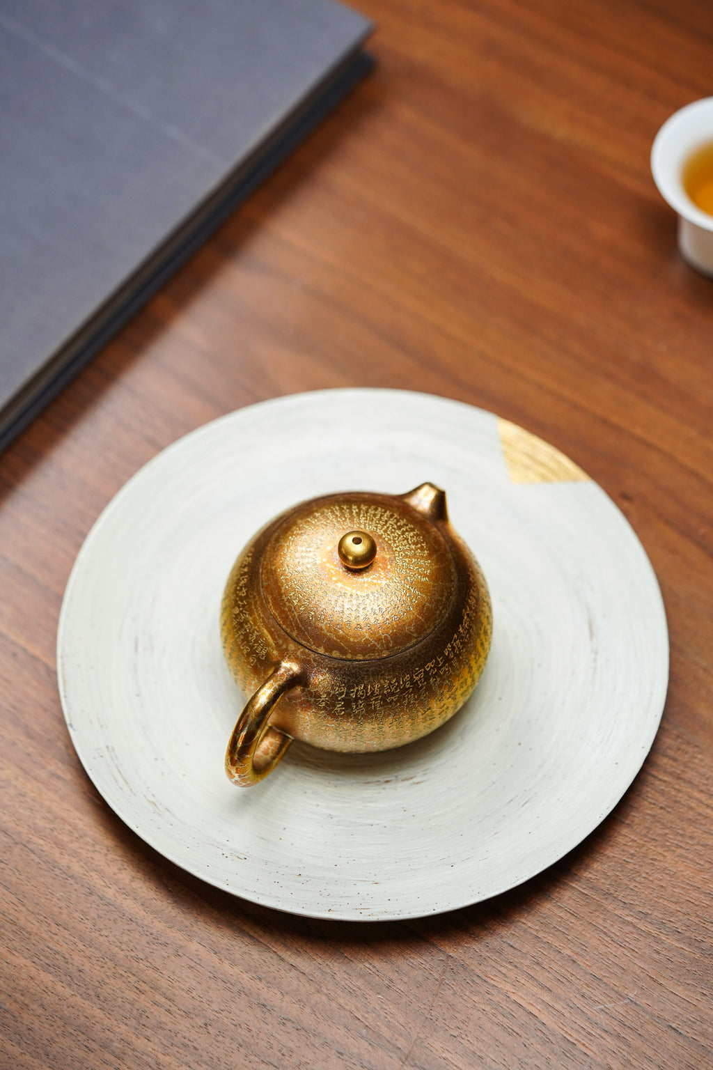 Xin Jing Xi Shi    180cc - Yixing Zisha Purple Clay Teapot