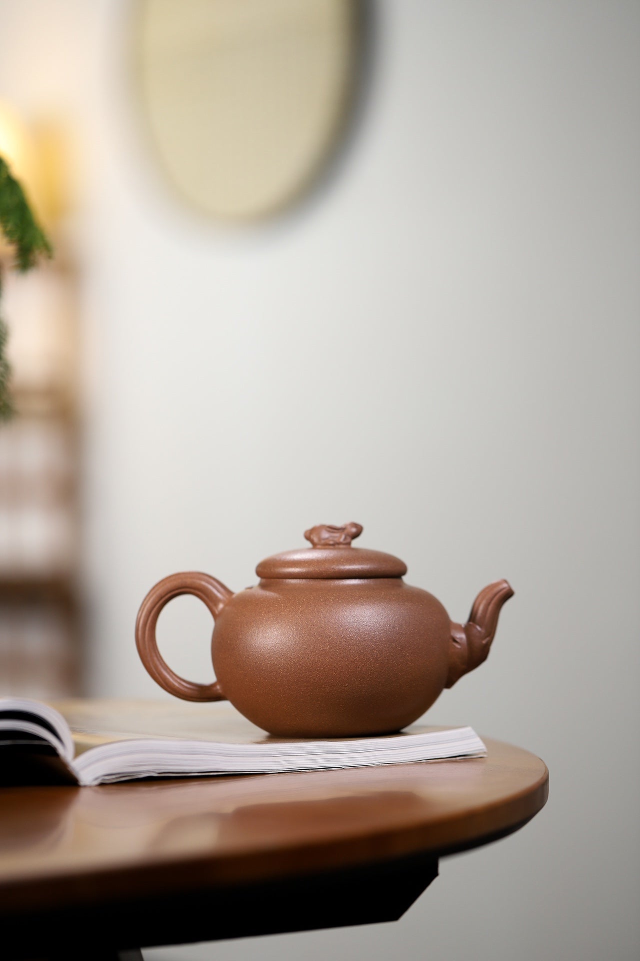 Da Zhan Hong Tu  450cc - Yixing Zisha Purple Clay Teapot