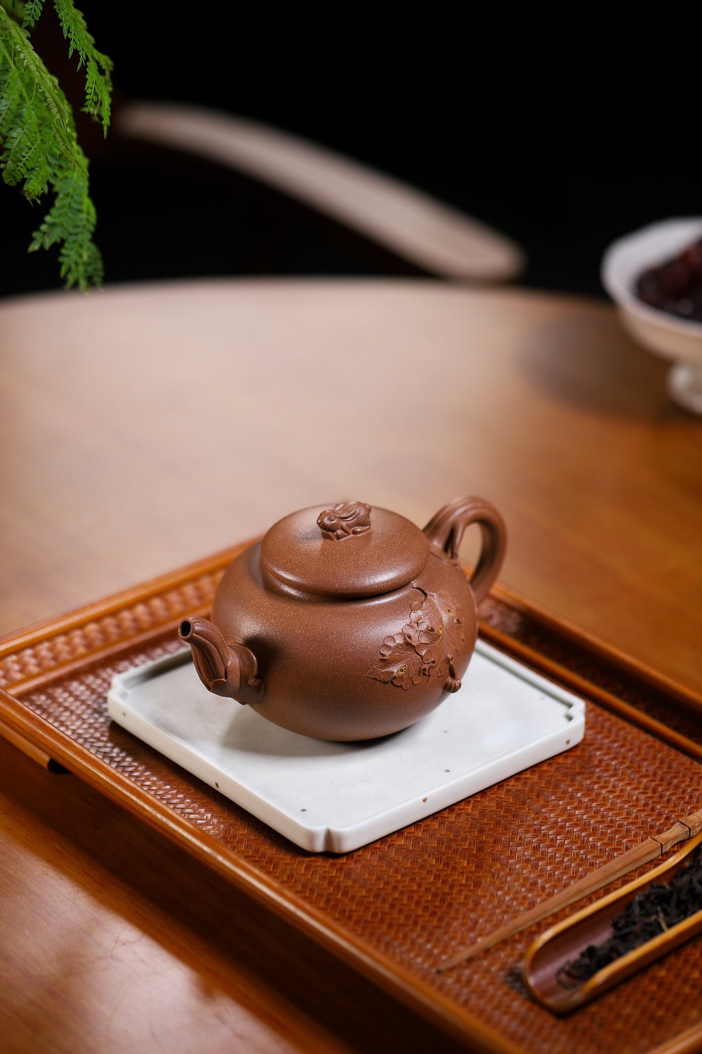 Da Zhan Hong Tu  450cc - Yixing Zisha Purple Clay Teapot