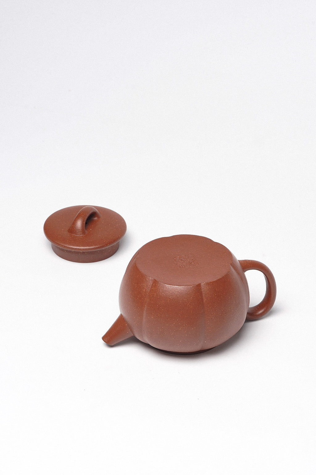 Xiao Nan Gua   200cc - Yixing Zisha Purple Clay Teapot