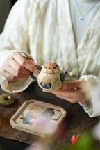 Ru Yi Bao Zhu   100cc - Yixing Zisha Purple Clay Teapot