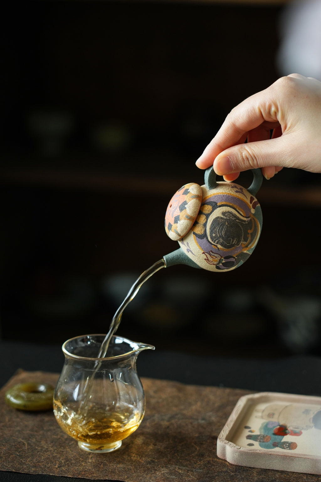 Ru Yi Bao Zhu   100cc - Yixing Zisha Purple Clay Teapot