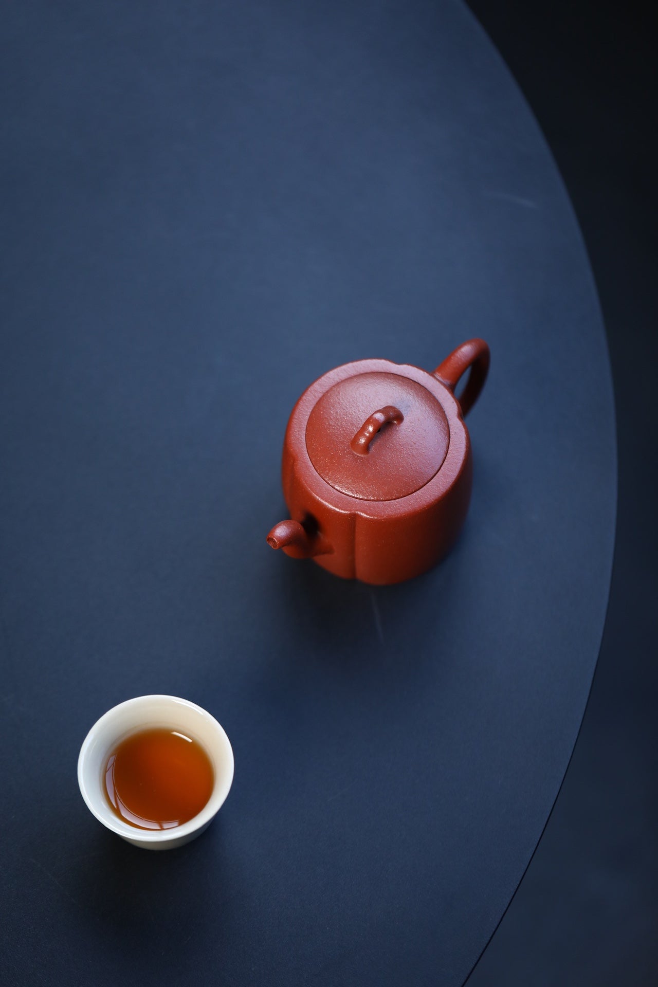 Hai Tang    160cc - Yixing Zisha Purple Clay Teapot