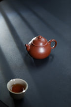 Tong Xin    130cc - Yixing Zisha Purple Clay Teapot