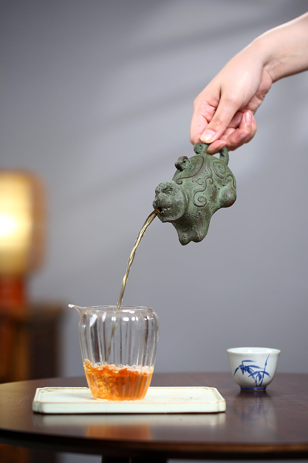 Qing Tong Hu     200cc - Yixing Zisha Purple Clay Teapot