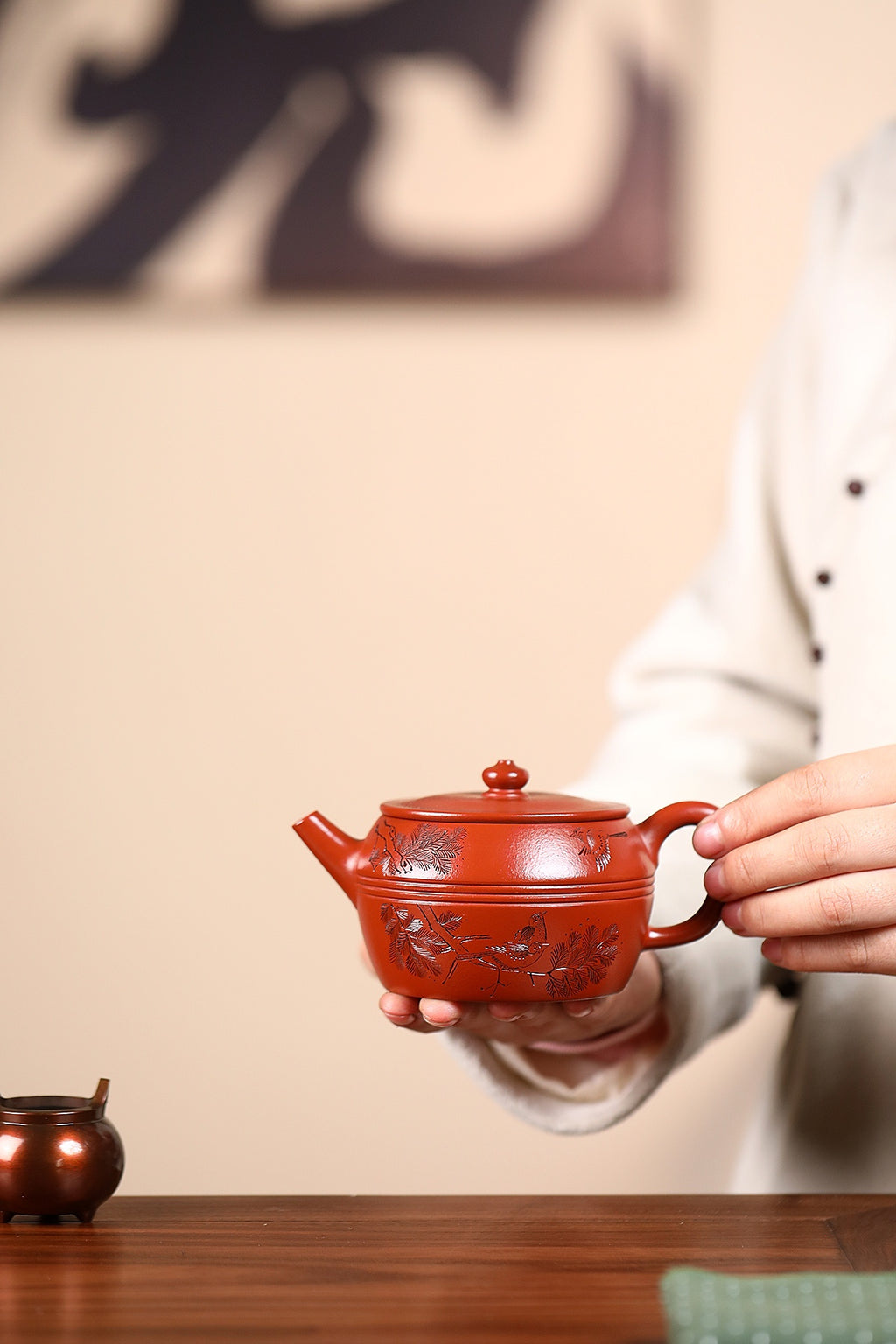 Yao Xian Gu   200cc - Yixing Zisha Purple Clay Teapot