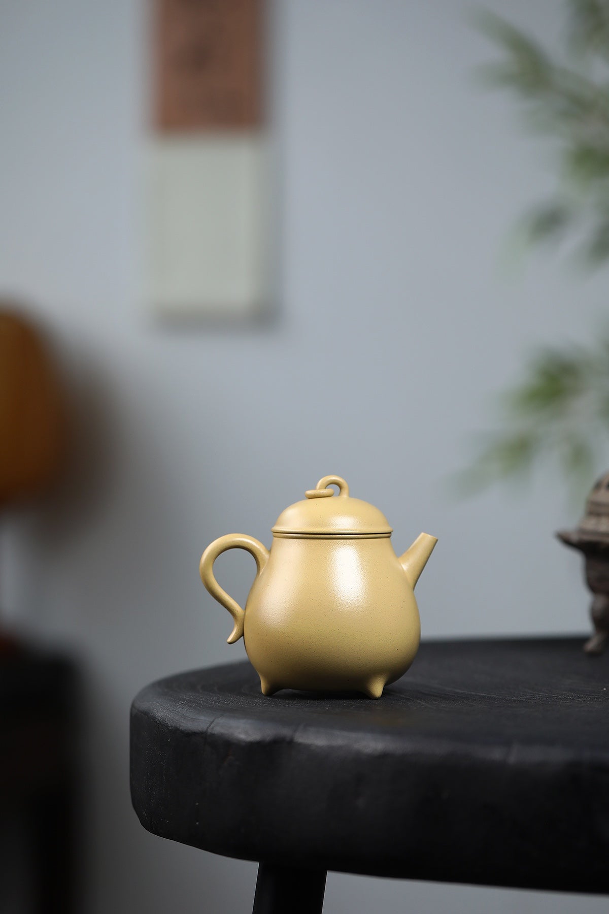 San Zu Bao Ding  250cc - Yixing Zisha Purple Clay Teapot