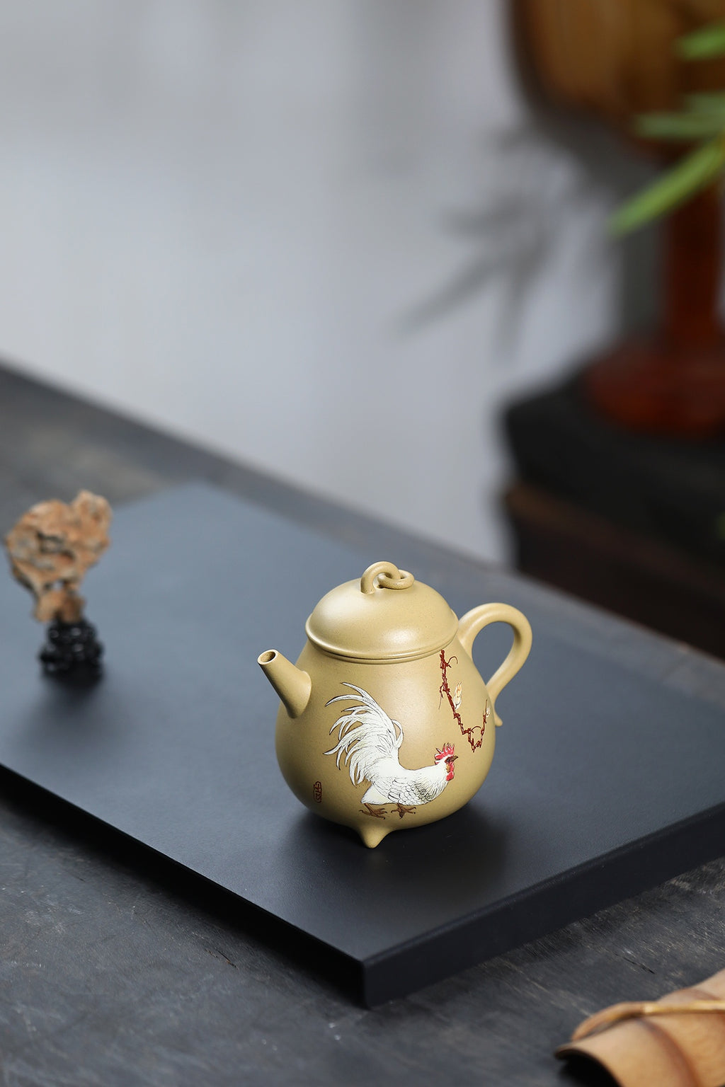 San Zu Bao Ding  250cc - Yixing Zisha Purple Clay Teapot