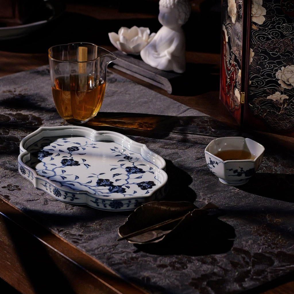 Blue and white porcelain teapot stand  -Jingdezhen porcelain