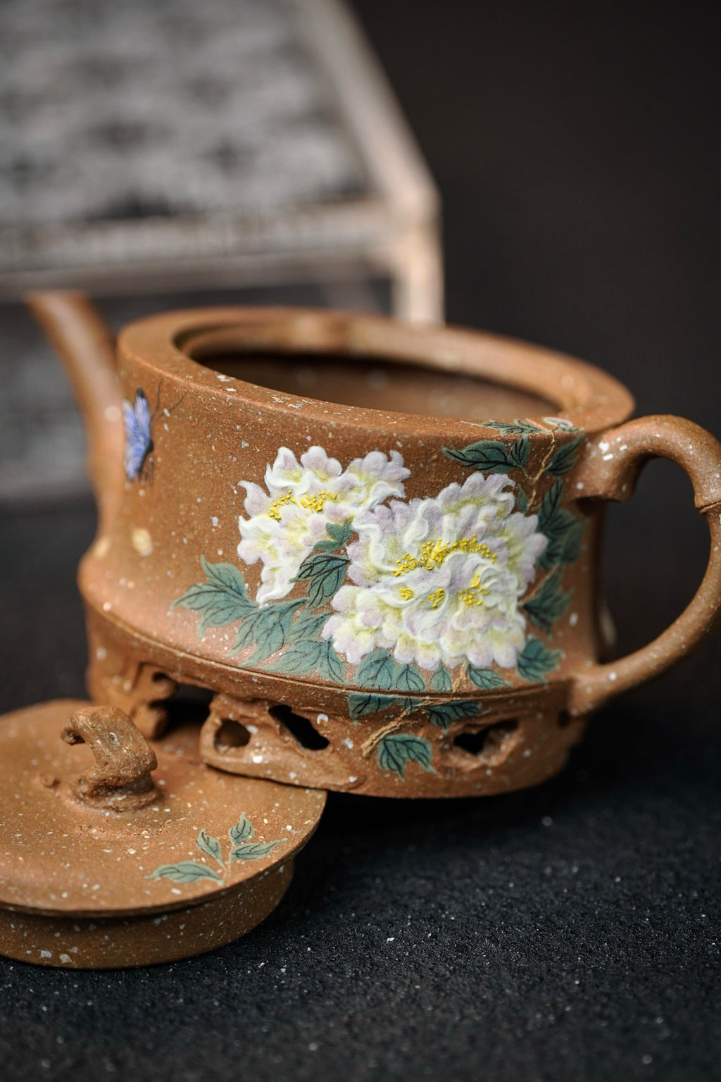 Yi Zhu  100cc    - Yixing Zisha Purple Clay Teapot