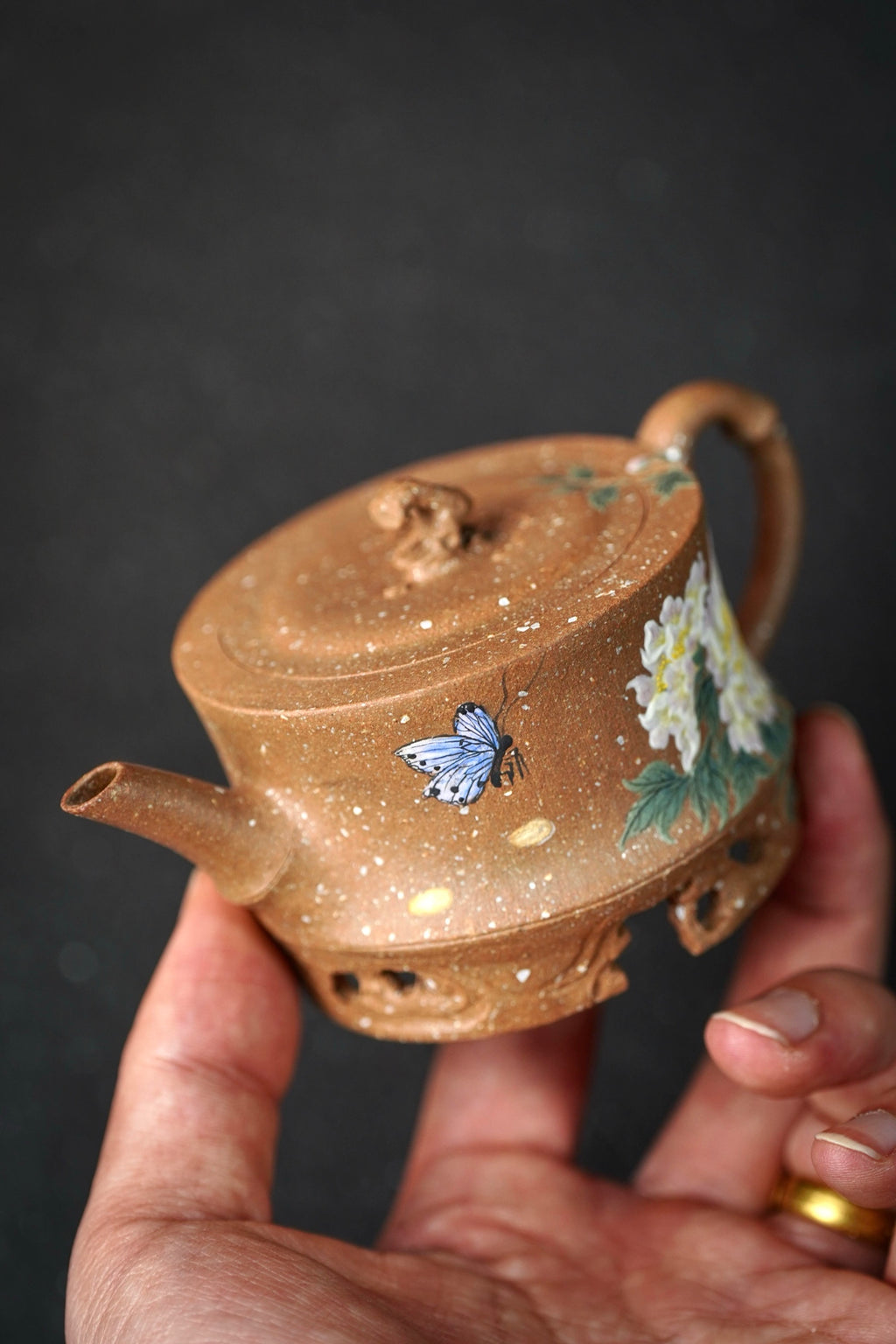 Yi Zhu  100cc    - Yixing Zisha Purple Clay Teapot