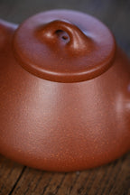 Zi Ye Shi Piao  250cc  - Yixing Zisha Purple Clay Teapot