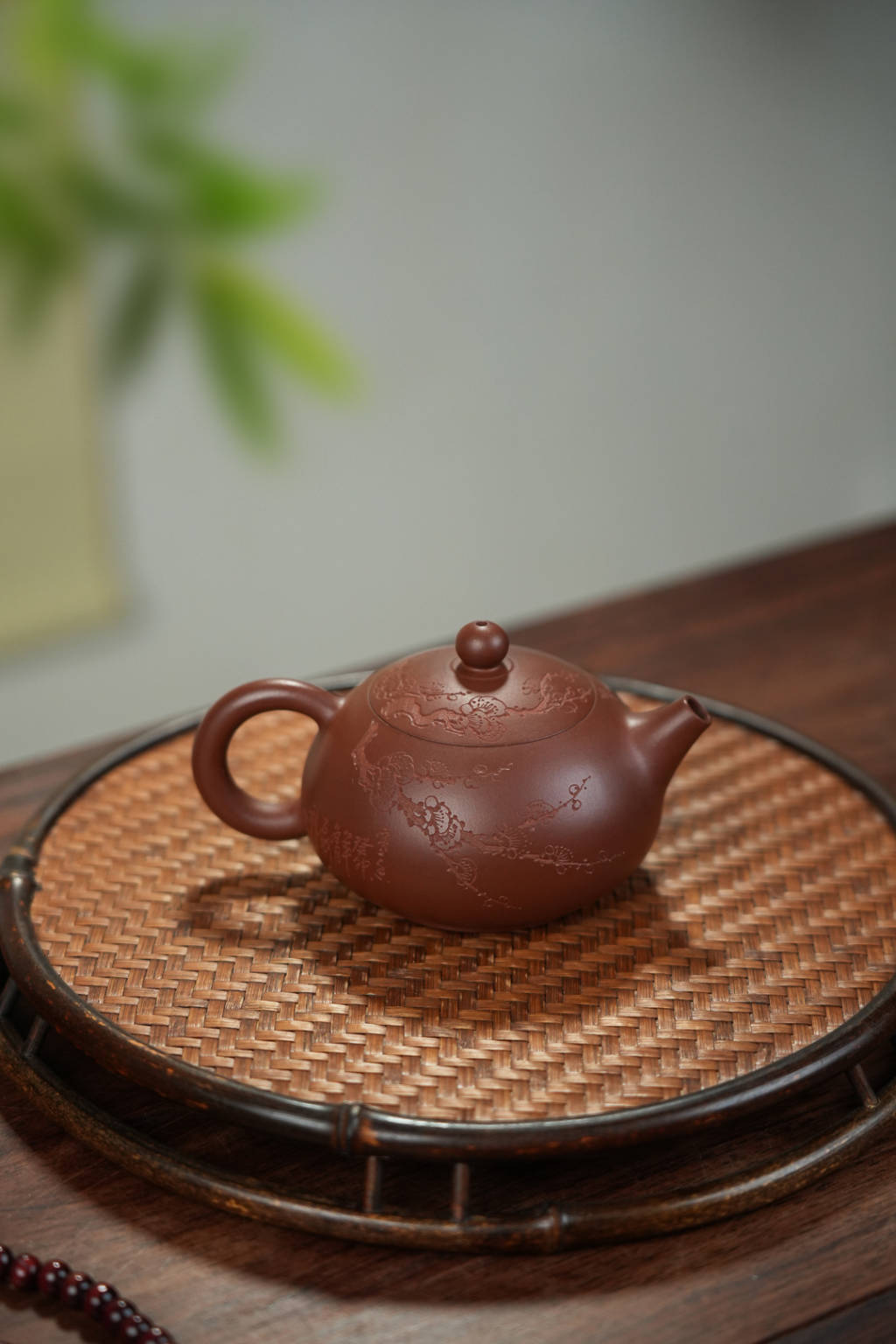 Mei Hua Yu Ru  175cc  - Yixing Zisha Purple Clay Teapot