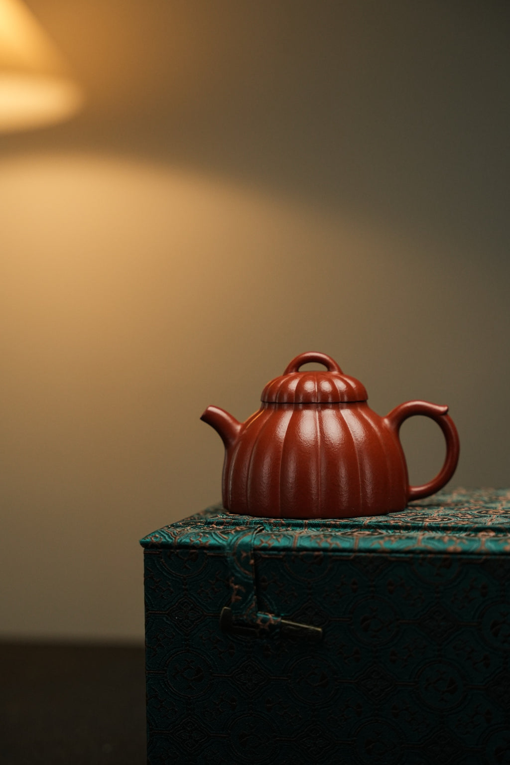 Ban Ju   135cc  - Yixing Zisha Purple Clay Teapot