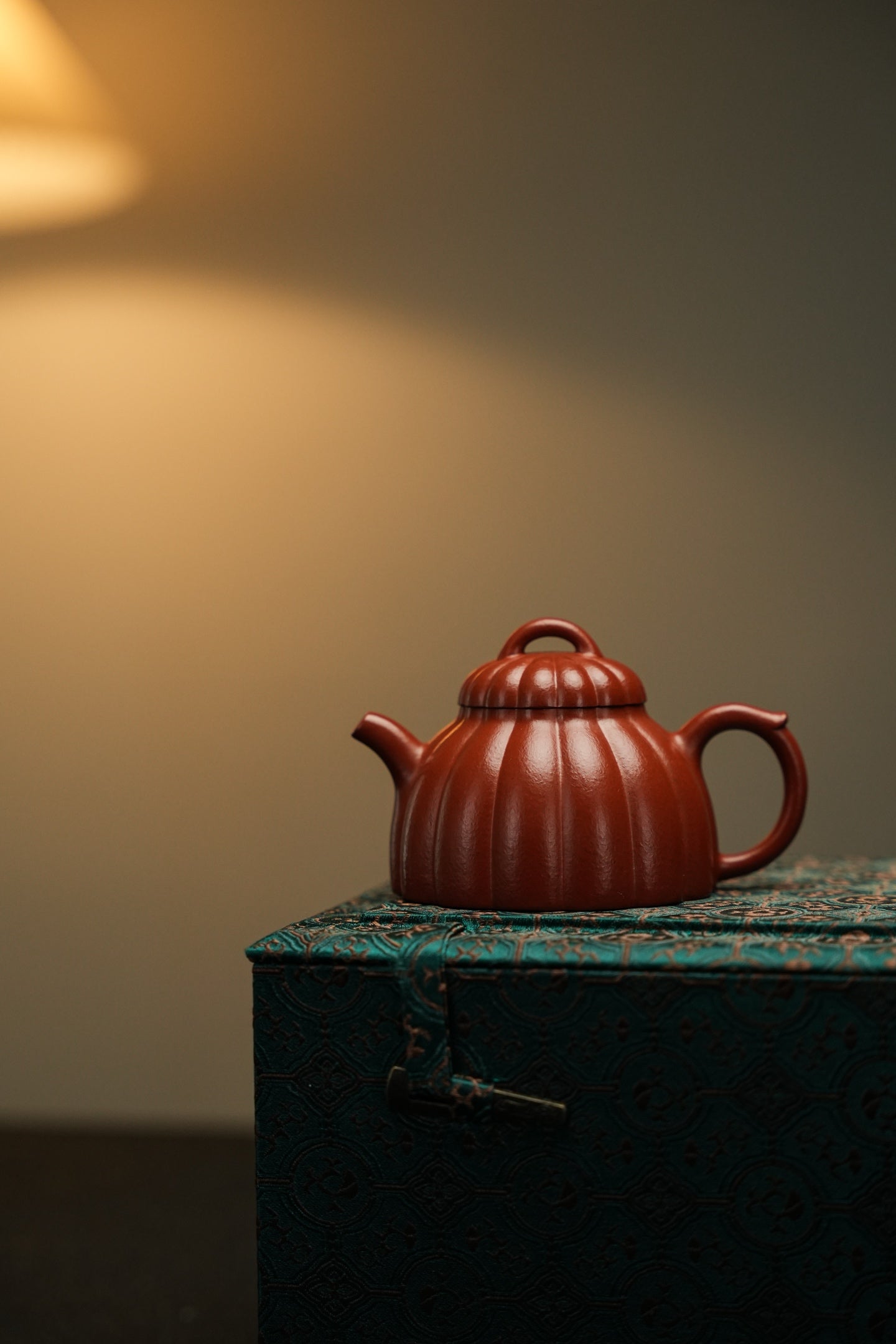 Ban Ju   135cc  - Yixing Zisha Purple Clay Teapot