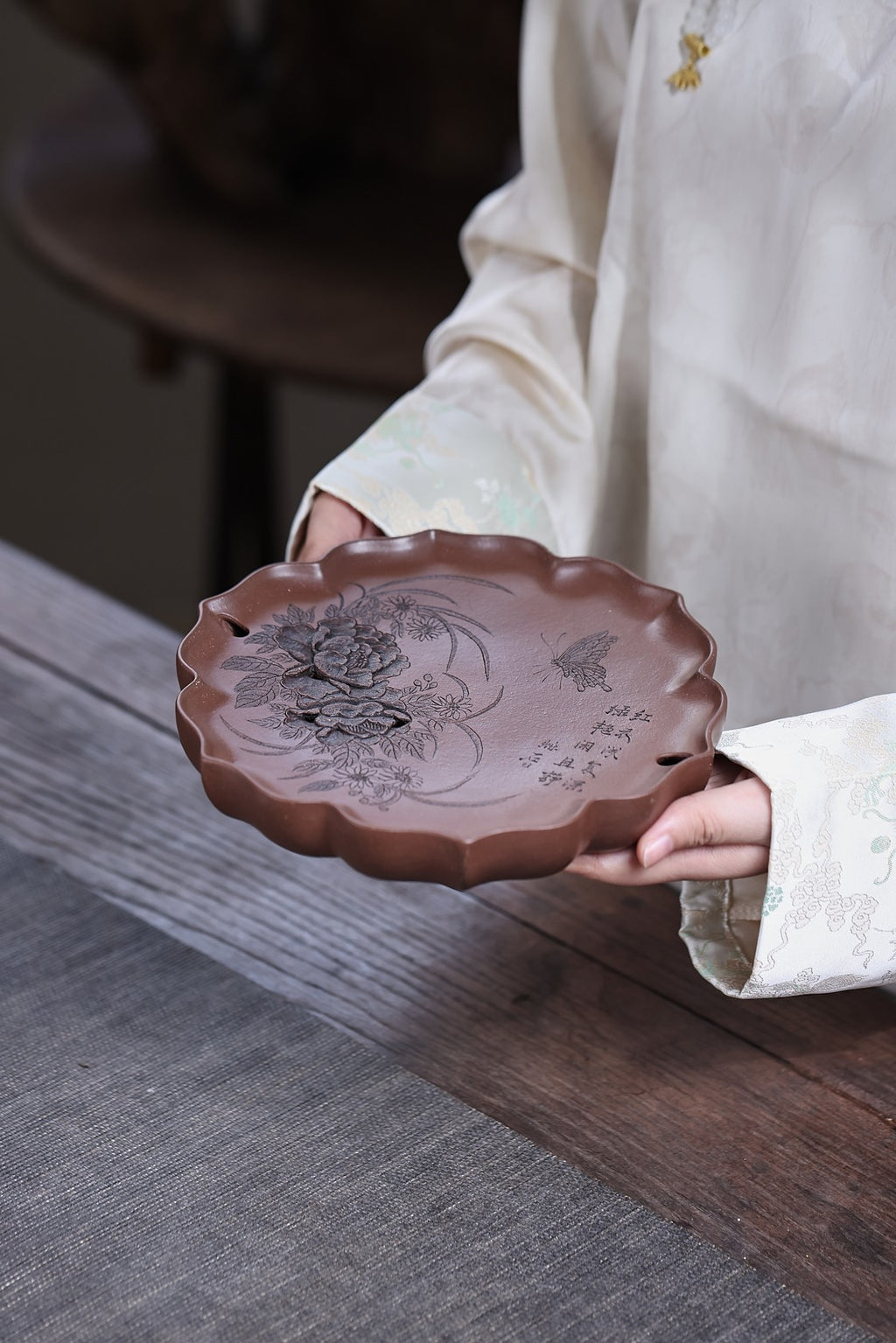 Die Xiang   - Yixing Zisha Purple Teapot Stand
