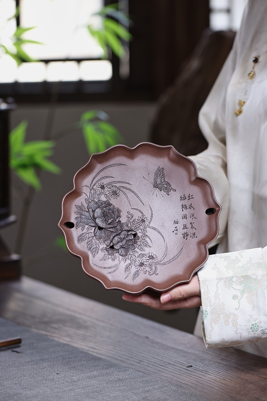 Die Xiang   - Yixing Zisha Purple Teapot Stand