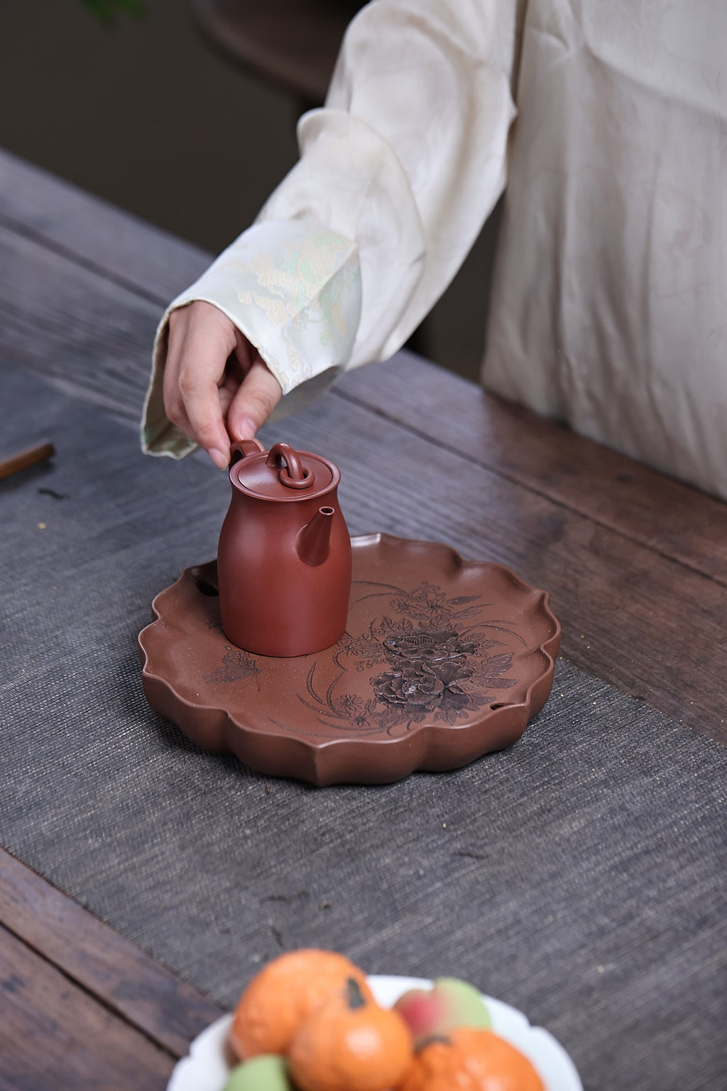 Die Xiang   - Yixing Zisha Purple Teapot Stand