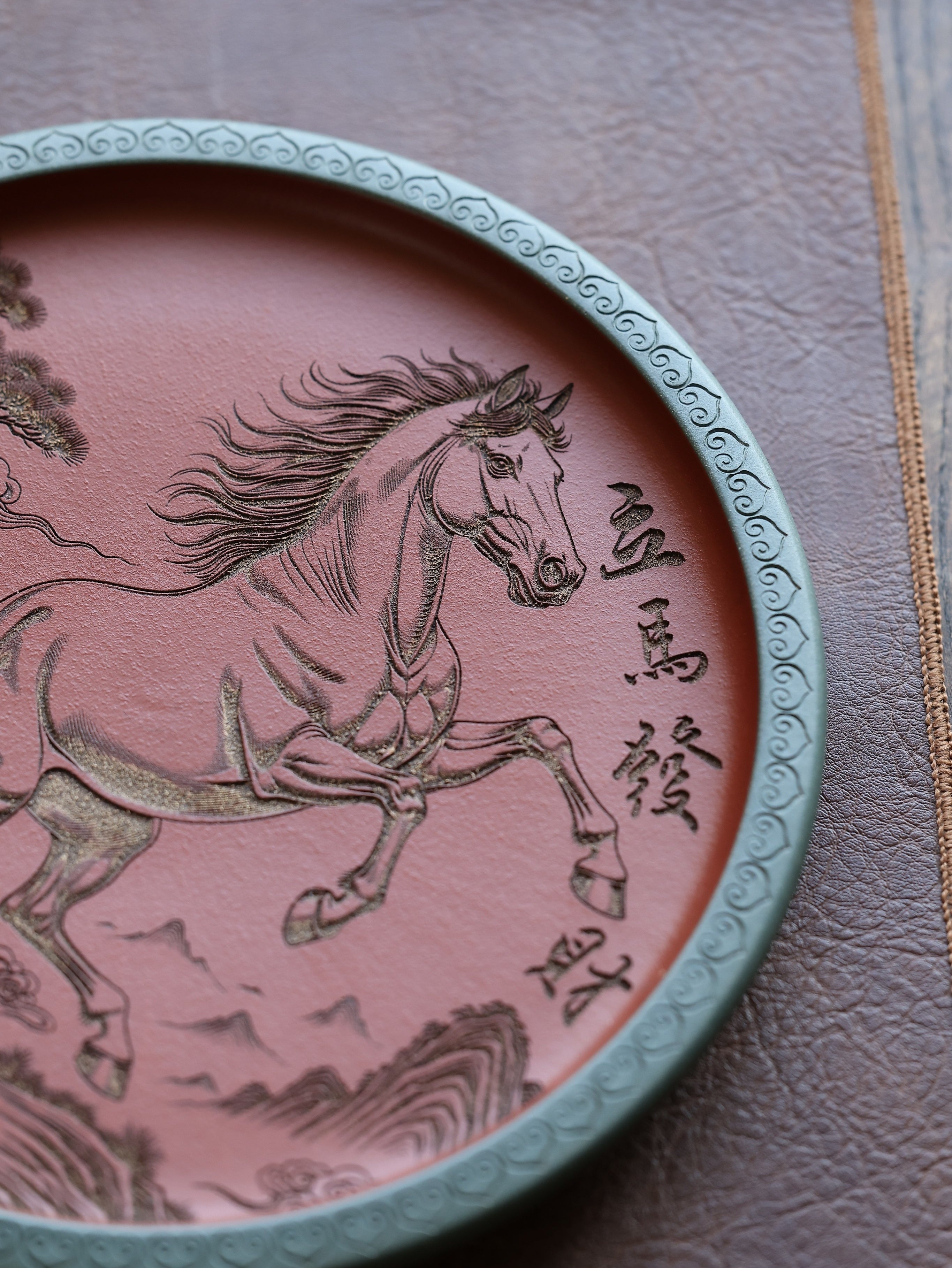 Li Ma Fa Cai    - Yixing Zisha Purple Teapot Stand