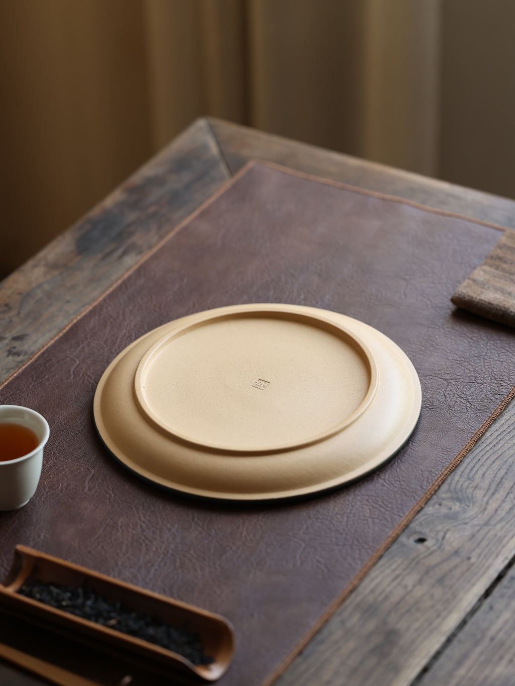Li Ma Fa Cai    - Yixing Zisha Purple Teapot Stand