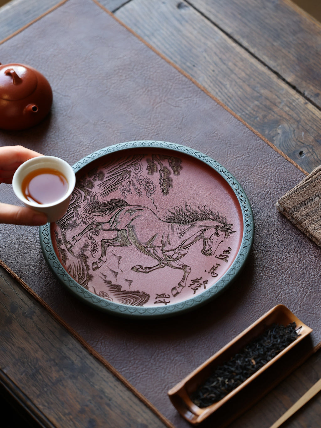 Li Ma Fa Cai    - Yixing Zisha Purple Teapot Stand
