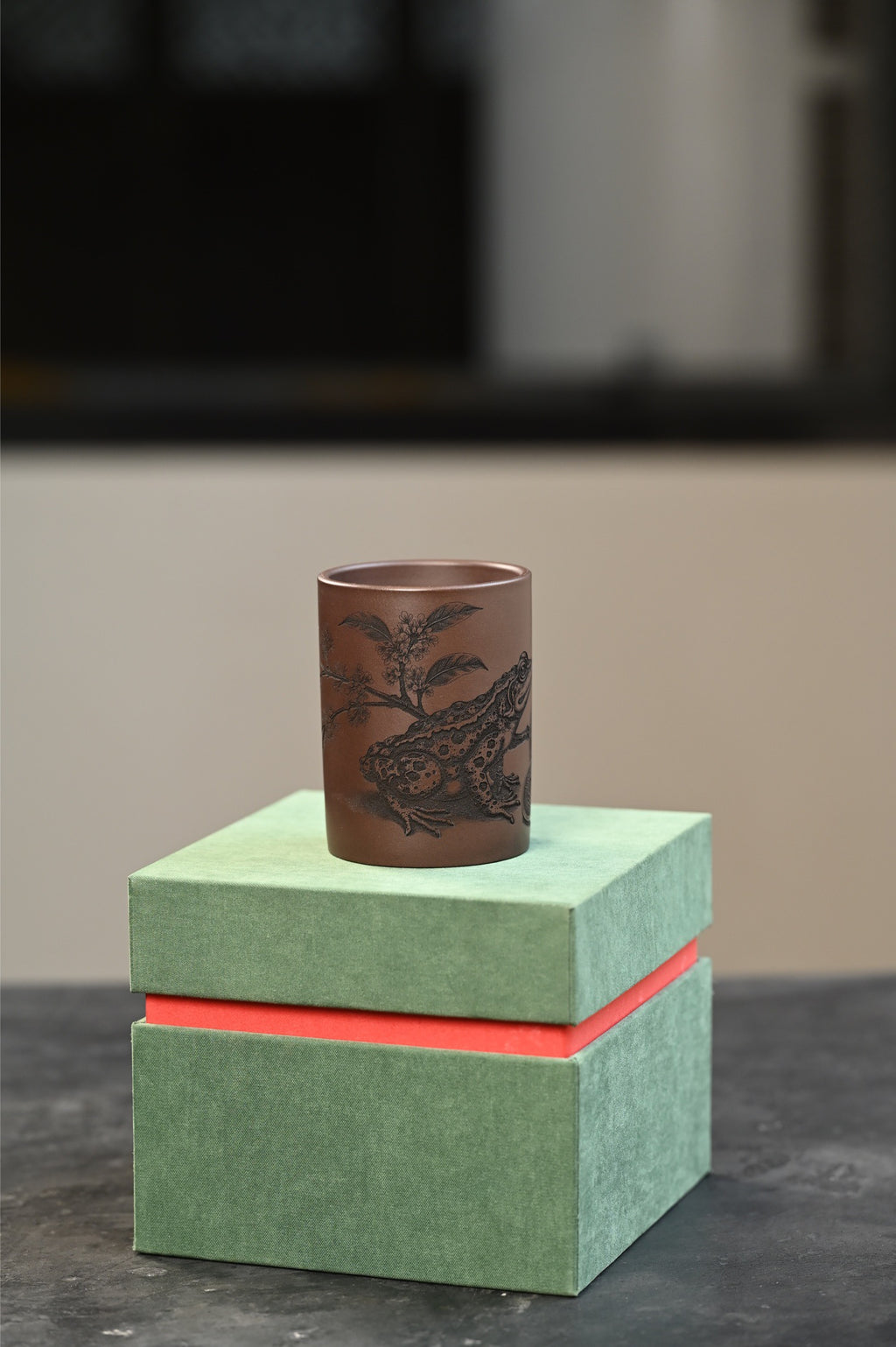 Zhao Cai Jin Chan  200cc  - Yixing Zisha Purple Clay  Cup