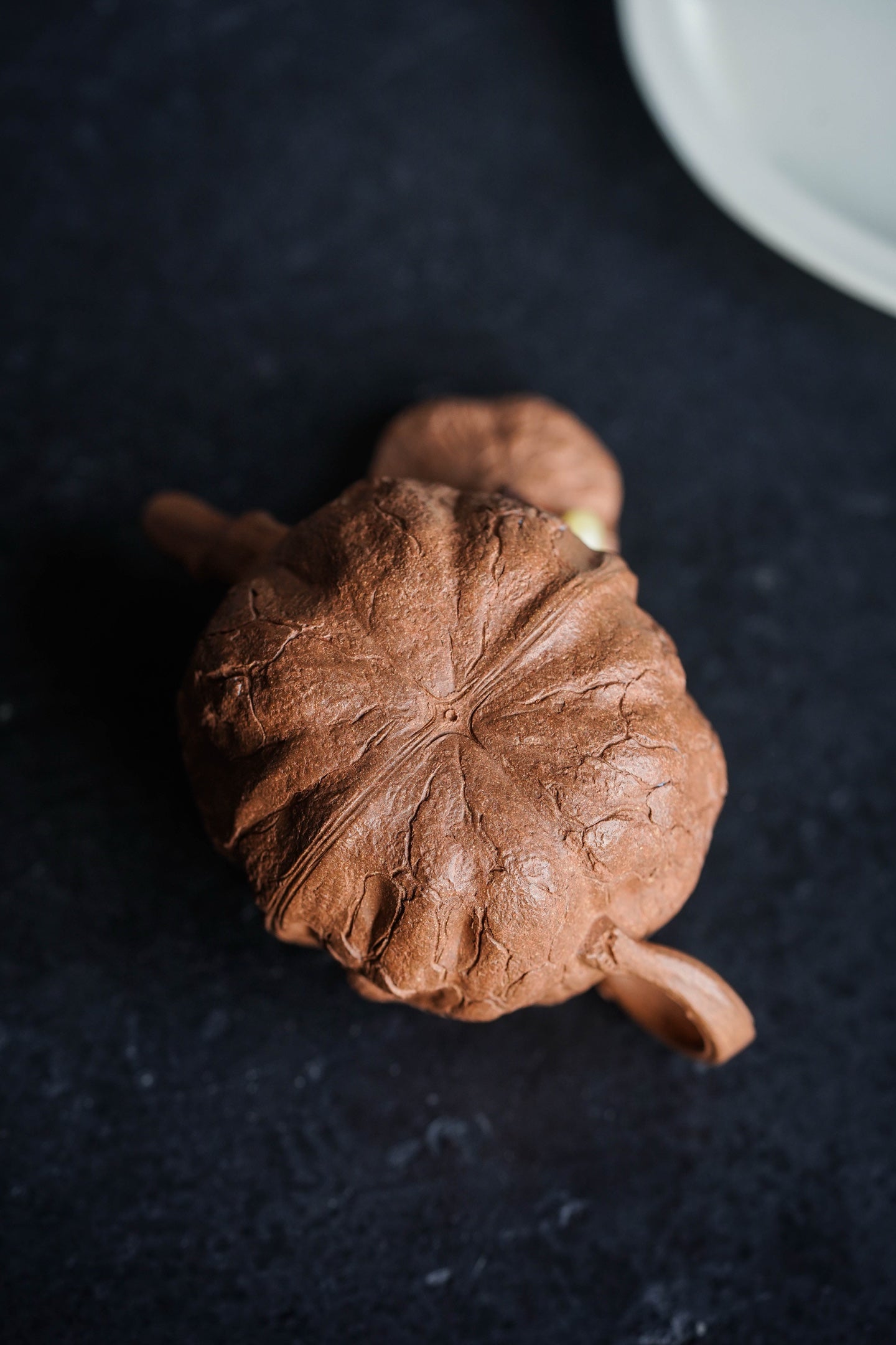 He Tao   150cc  - Yixing Zisha Purple Clay Teapot