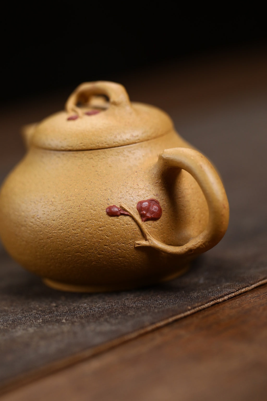 Sheng Ji Ang Ran    170cc   - Yixing Zisha Purple Clay Teapot