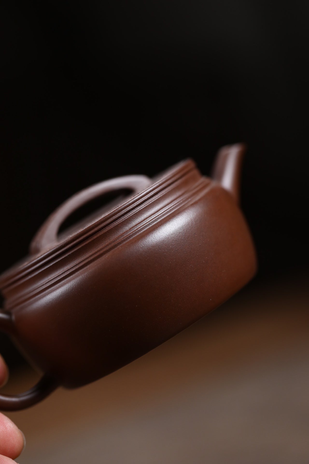 Han Wa   160cc   - Yixing Zisha Purple Clay Teapot