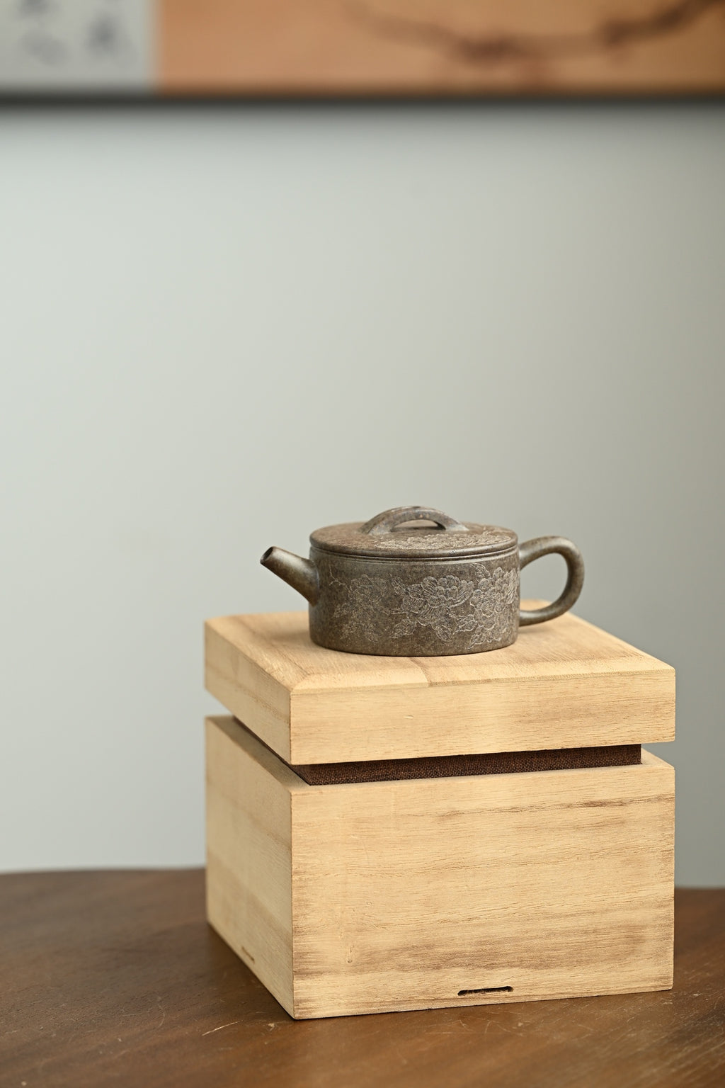Han Wa   150cc   - Yixing Zisha Purple Clay Teapot