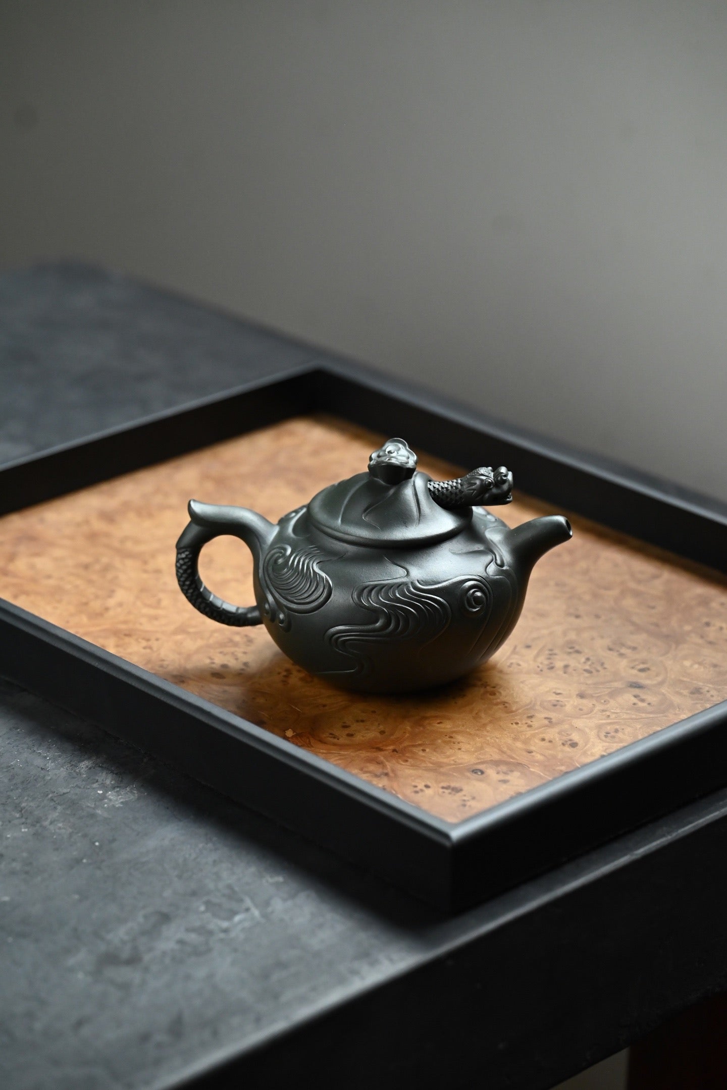 Yun Long   430cc   - Yixing Zisha Purple Clay Teapot