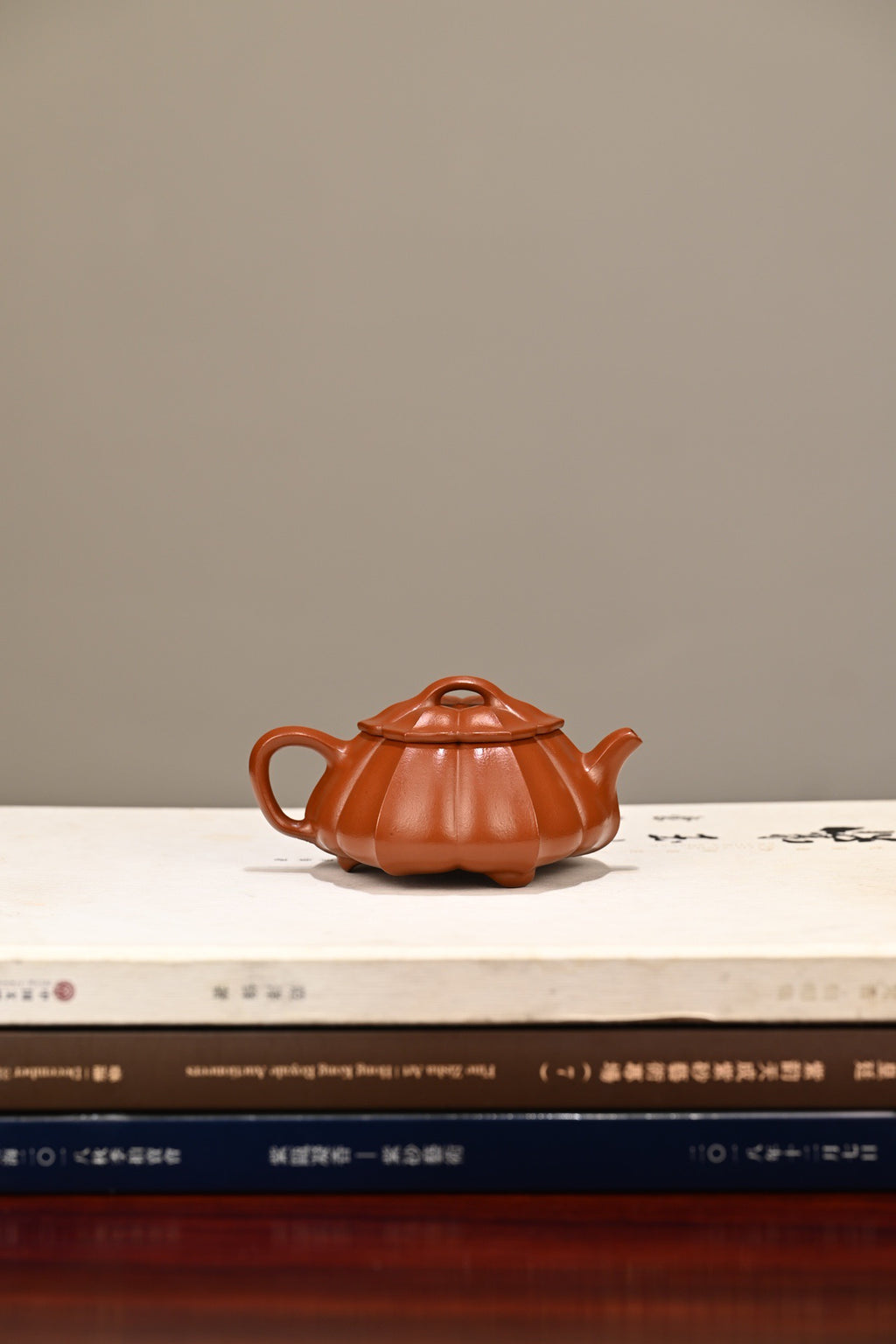 Jin Wen Shi Piao    150cc   - Yixing Zisha Purple Clay Teapot