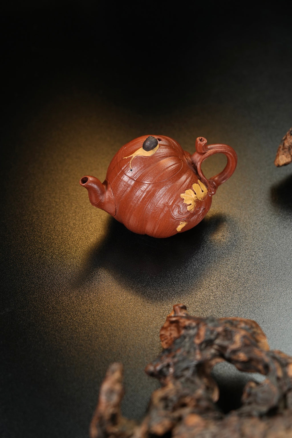 Ya Qu    150cc   - Yixing Zisha Purple Clay Teapot